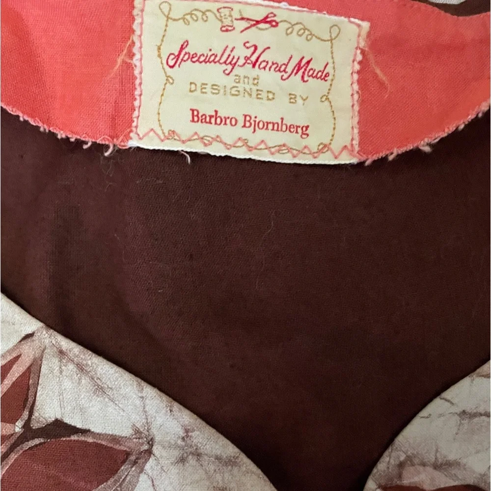 Vintage Swedish Design lace up print top S-M